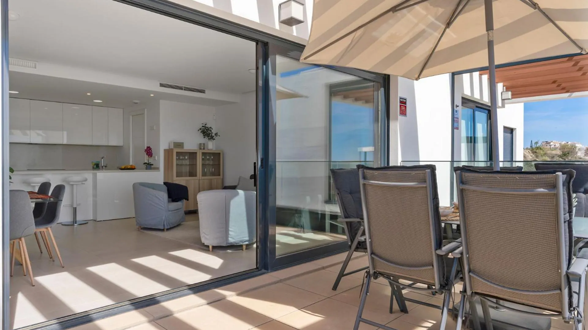 El Higueron Stunning Apartment With A View By Costarentals - Ref 66 Fuengirola