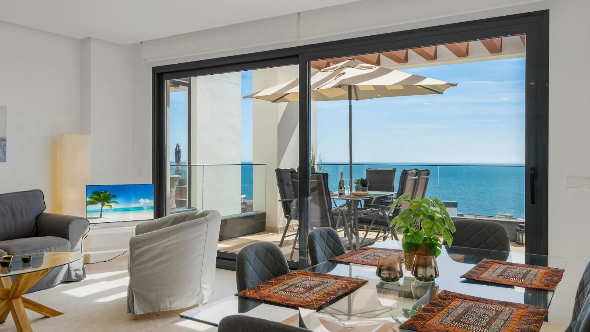 El Higueron Stunning Apartment With A View By Costarentals - Ref 66 Fuengirola