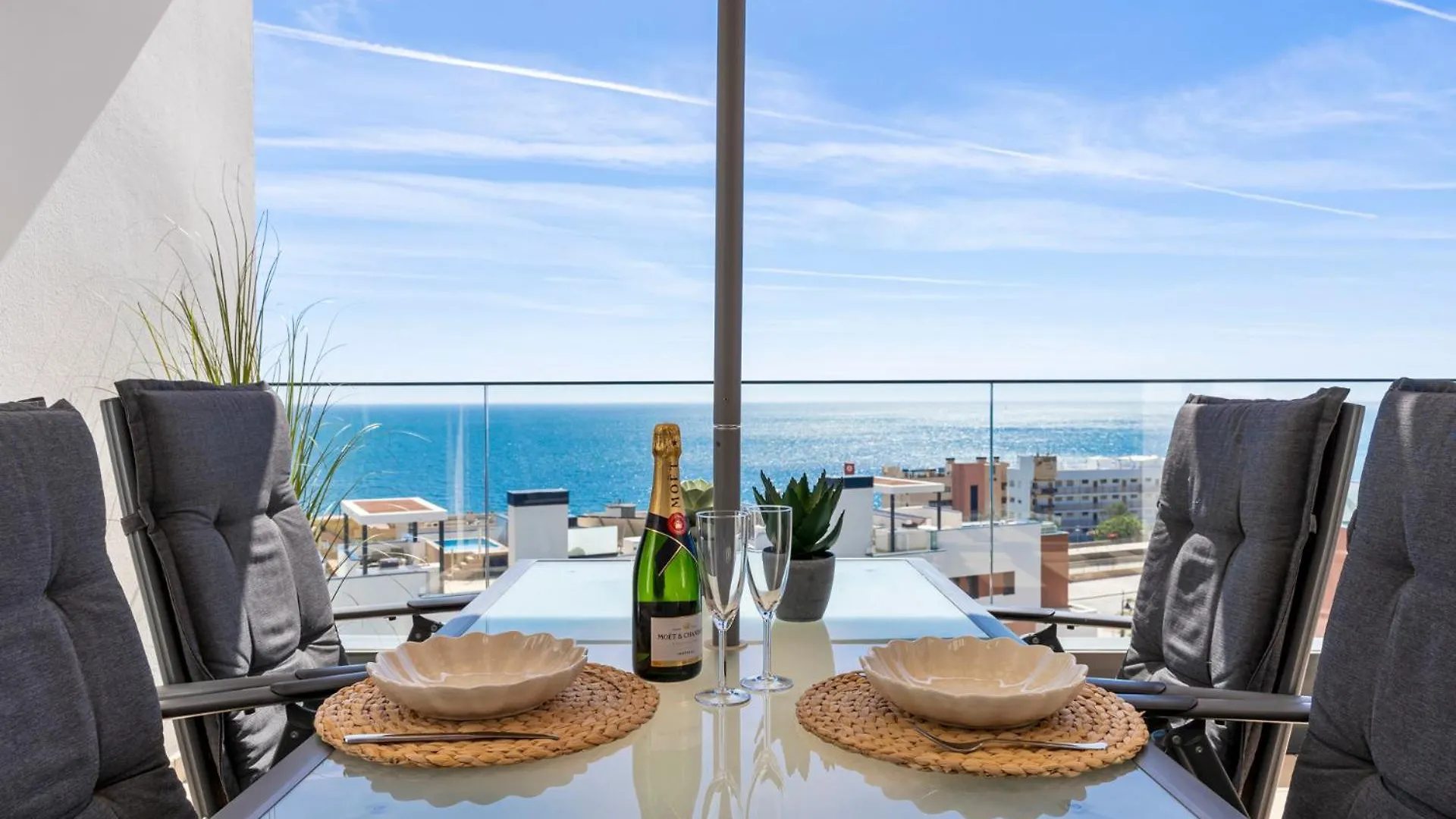 El Higueron Stunning Apartment With A View By Costarentals - Ref 66 Fuengirola